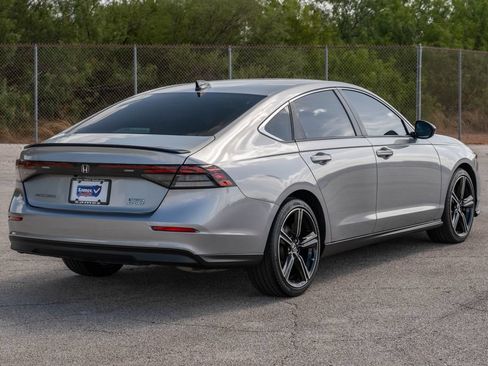 Used 2024 Honda Accord Sport image 8