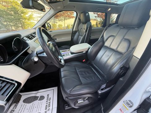Used 2015 Land Rover Range Rover Sport HSE image 27