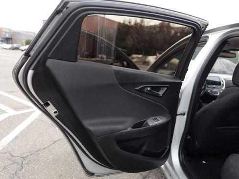 Used 2020 Chevrolet Malibu LT FWD image 27