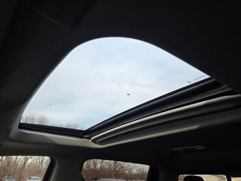 Used 2021 GMC Sierra 2500 Denali w/ Denali Ultimate Package image 17