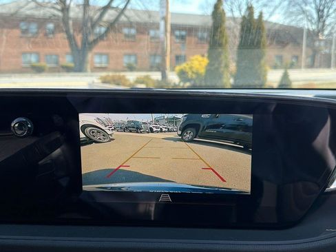 New 2025 Buick Envista Avenir image 20