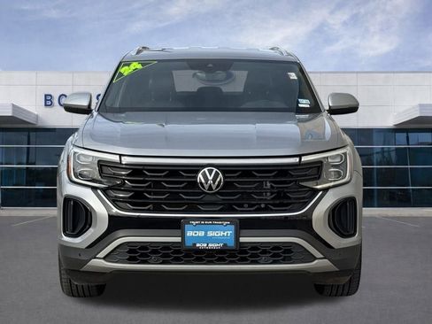 Used 2024 Volkswagen Atlas Cross Sport SE image 13