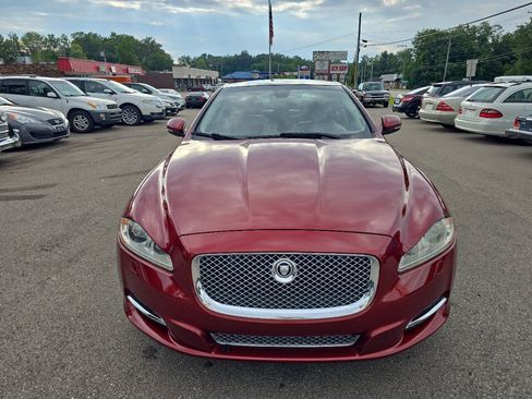 Used 2011 Jaguar XJ RWD image 17