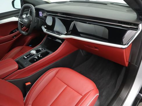 Used 2025 Jeep Wagoneer S Launch Edition image 18