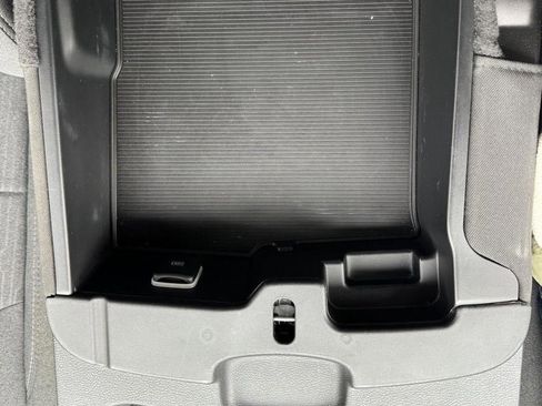 Used 2024 RAM 2500 Big Horn w/ Sport Appearance Package image 23