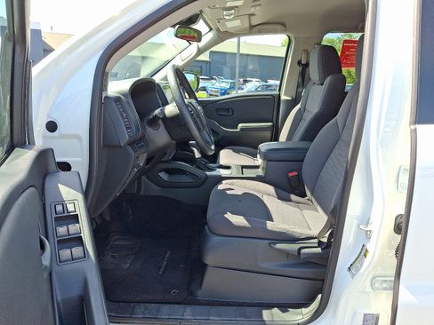 Certified 2024 Nissan Frontier S w/ Technology Package AWD/4WD image 15