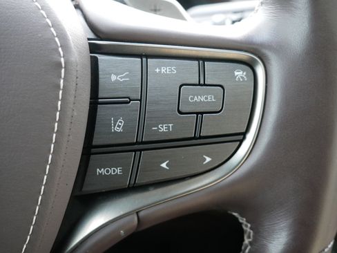 Used 2020 Lexus LS 500 AWD image 19