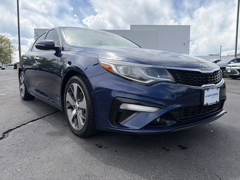 Used 2019 Kia Optima S w/ S Panoramic Sunroof Package FWD image 3