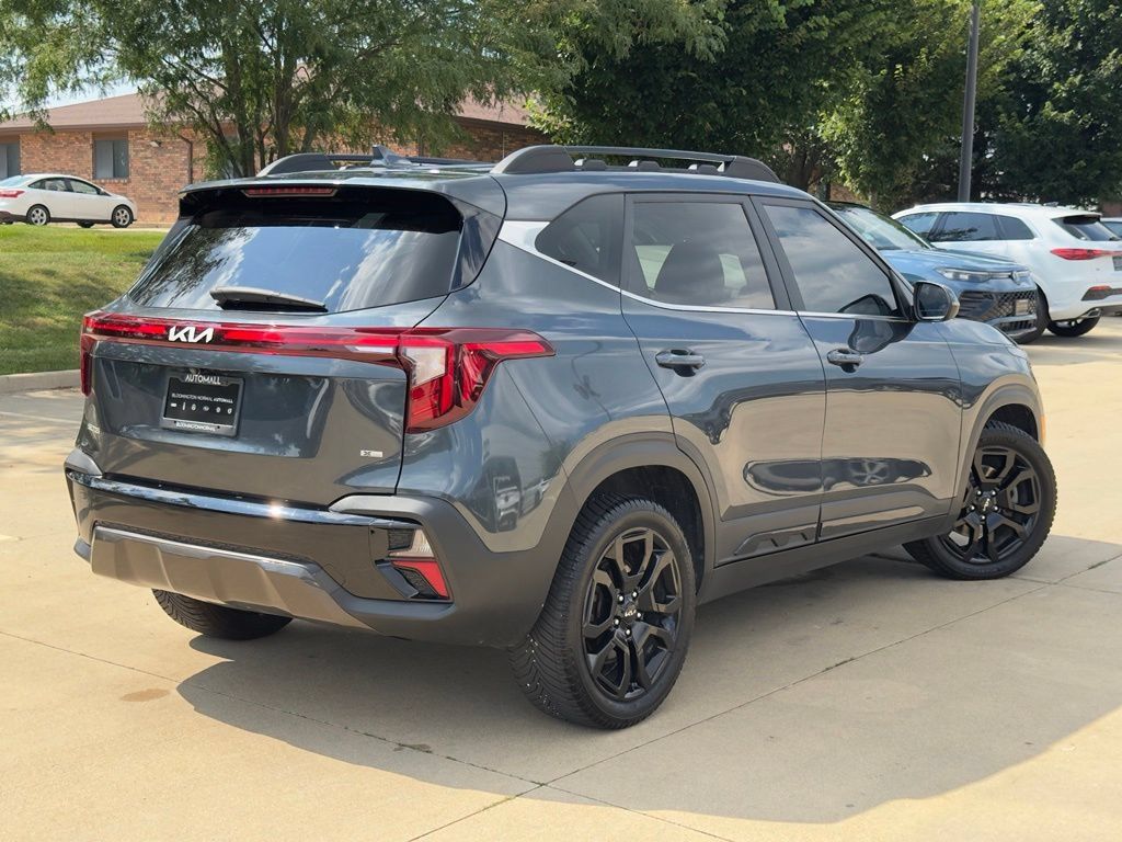 Used 2024 Kia Seltos X-Line AWD/4WD image 2