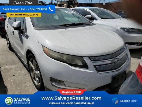 Used 2014 Chevrolet Volt w/ Enhanced Safety Package 1 image 7