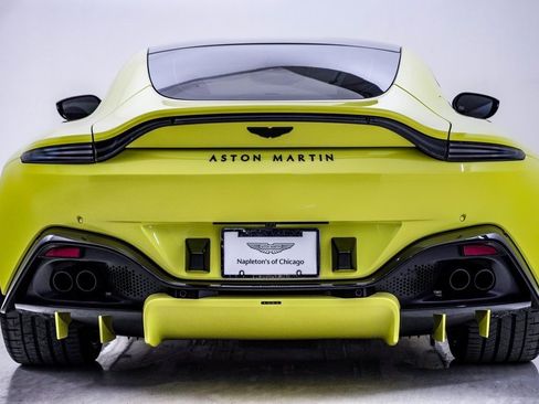 Used 2023 Aston Martin V8 Vantage Coupe image 7