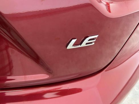 Used 2025 Toyota Corolla LE FWD image 9