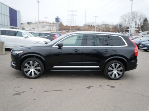 Used 2023 Volvo XC90 B6 Ultimate image 4