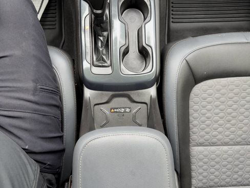 Used 2019 Chevrolet Colorado Z71 image 21