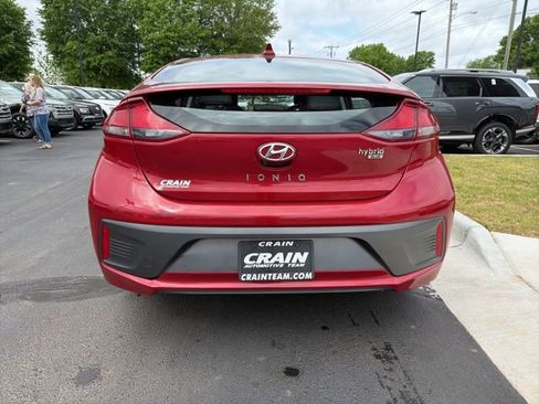 Used 2020 Hyundai Ioniq Blue FWD image 13