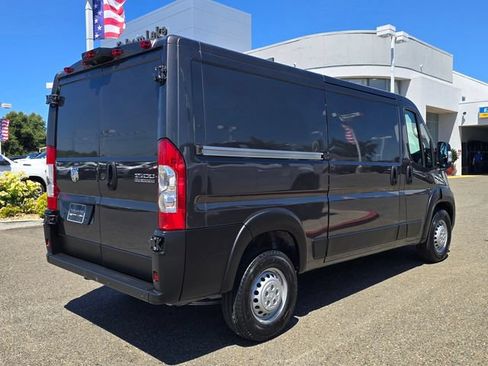 Used 2025 RAM ProMaster 1500 FWD image 4