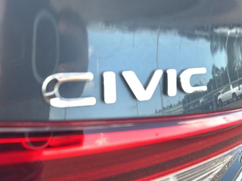Certified 2024 Honda Civic LX image 31