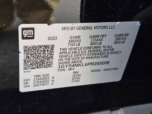 Certified 2023 Cadillac Escalade ESV Sport AWD/4WD image 27