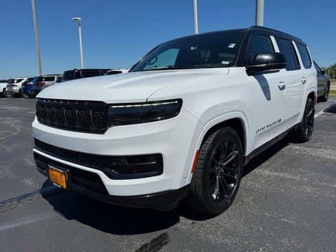 Used 2024 Jeep Grand Wagoneer Series II Obsidian w/ Quick Order Packagew 28T AWD/4WD image 8