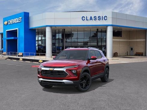 New 2026 Chevrolet TrailBlazer LT w/ Convenience Package FWD image 8