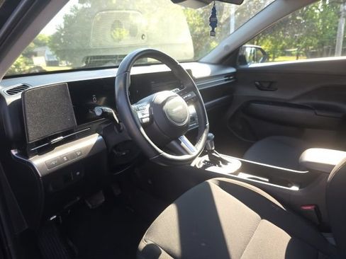 Used 2024 Hyundai Kona SEL AWD/4WD image 12