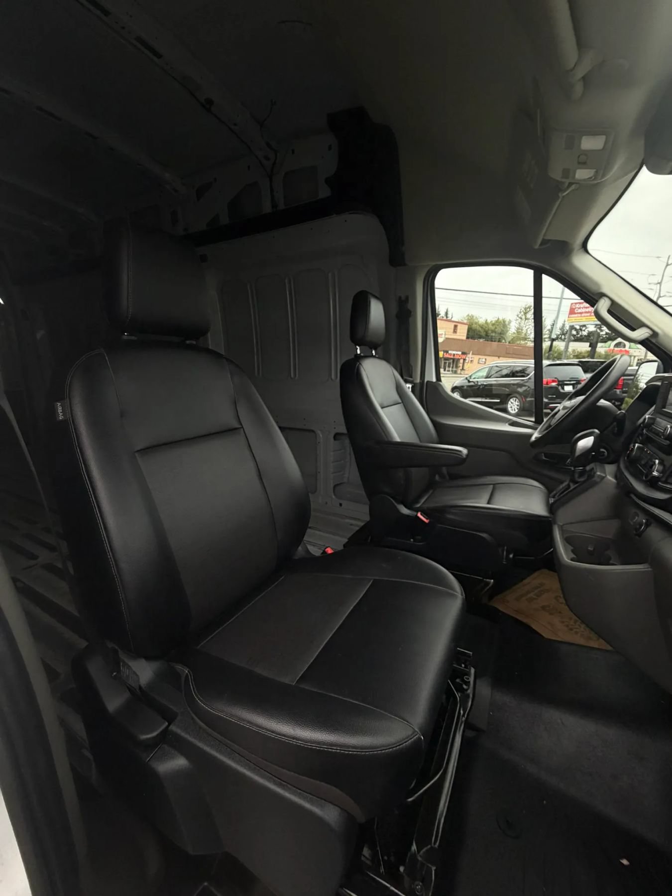 Used 2022 Ford Transit 250 148 High Roof Extended AWD image 23