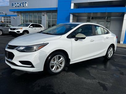 Used 2018 Chevrolet Cruze LT w/ Convenience Package
