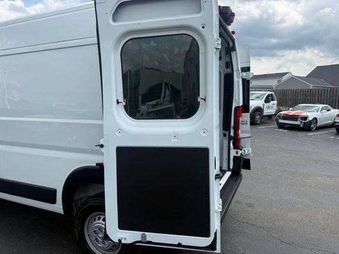 Used 2024 RAM ProMaster 2500 FWD image 35