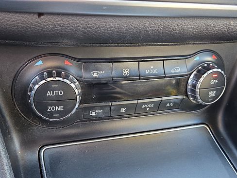 Used 2019 Mercedes-Benz CLA 250 CLA 250 image 18