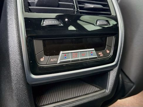 New 2026 BMW X5 xDrive40i w/ M Sport Package AWD/4WD image 27