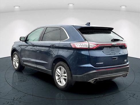 Used 2017 Ford Edge SEL w/ Cargo Accessory Package AWD/4WD image 4