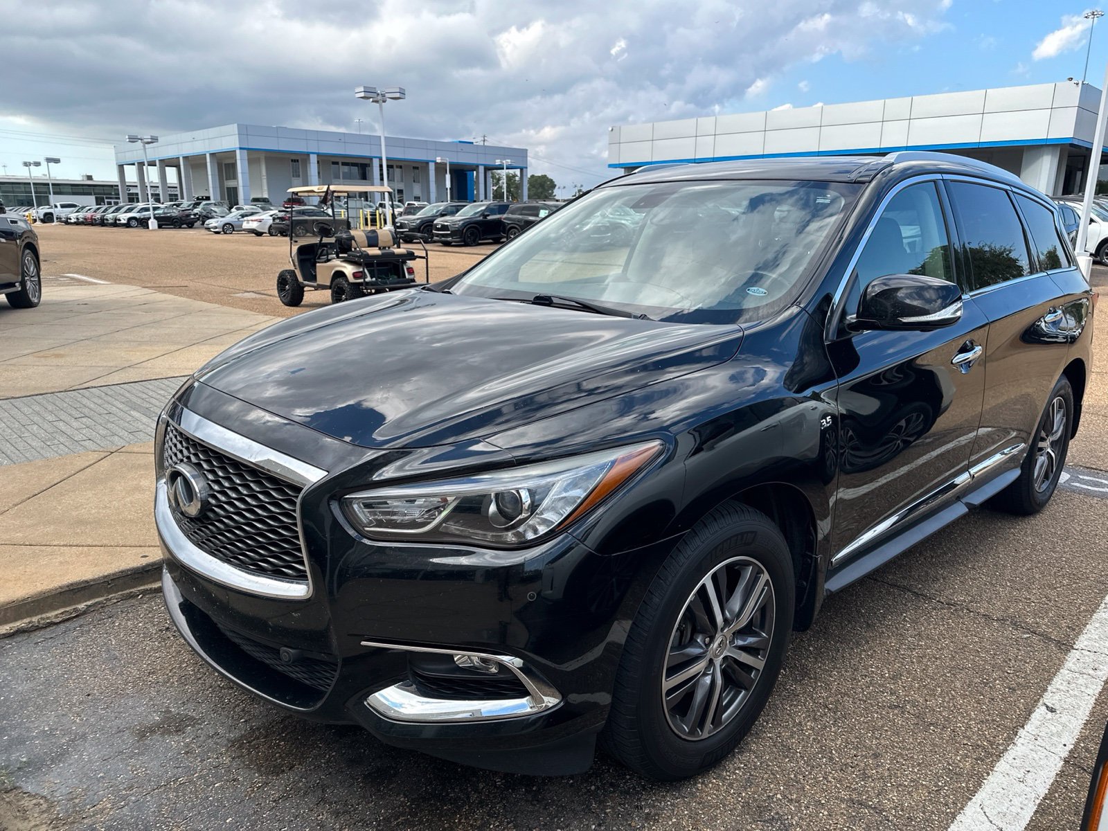 Used 2017 INFINITI QX60 FWD w/ Premium Plus Package image 1