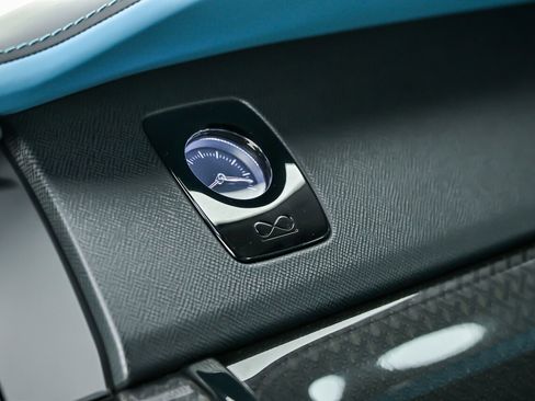 Used 2023 Rolls-Royce Cullinan Black Badge w/ Driver's Package image 41