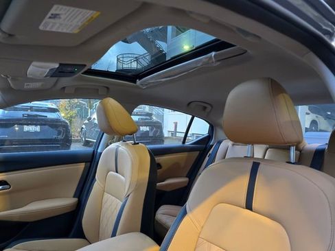 Used 2025 Nissan Sentra SV w/ SV Premium Package image 20