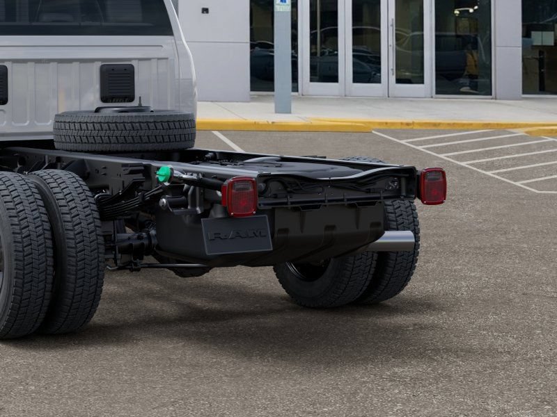 New 2026 RAM 5500 Tradesman AWD/4WD image 13