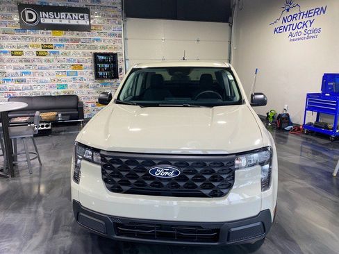 Used 2025 Ford Maverick XL w/ Equipment Group 102A AWD/4WD image 3