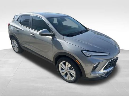 Used 2024 Buick Encore GX Preferred FWD image 9