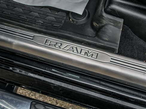 Used 2021 RAM 2500 Laramie w/ Snow Chief Group AWD/4WD image 29