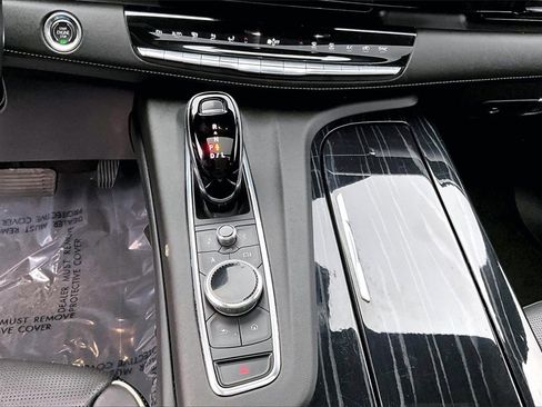 Certified 2023 Cadillac Escalade Sport image 15