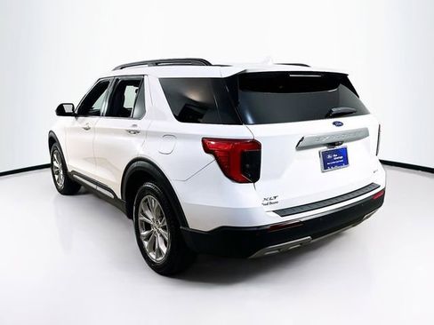 Certified 2020 Ford Explorer XLT w/ Equipment Group 202A image 7