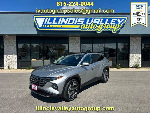 Used 2024 Hyundai Tucson Limited AWD/4WD image 1