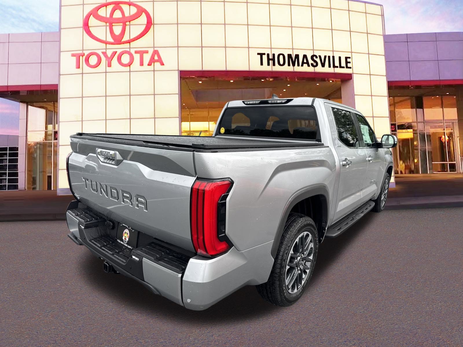 New 2025 Toyota Tundra Limited AWD/4WD image 5