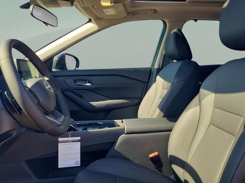 New 2026 Nissan Rogue SV w/ SV Premium Package image 21