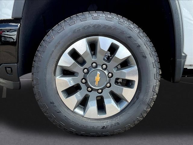 New 2026 Chevrolet Silverado 2500 Custom w/ Custom Value Package AWD/4WD image 16