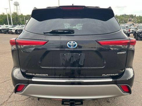 Used 2021 Toyota Highlander Platinum AWD/4WD image 5