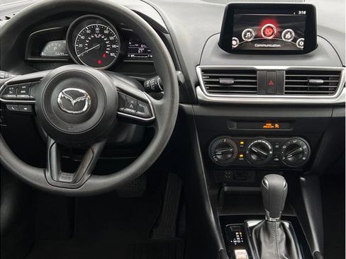 Used 2017 MAZDA MAZDA3 Sport image 10