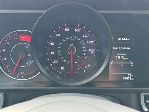 Used 2021 Hyundai Elantra SEL w/ Cargo Package image 16