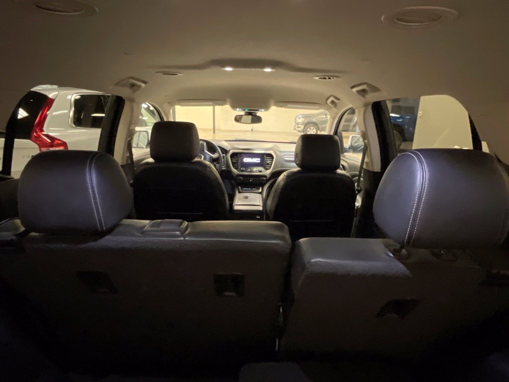 Used 2023 GMC Acadia Denali FWD image 21