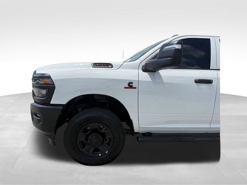 New 2026 RAM 3500 Tradesman AWD/4WD image 22