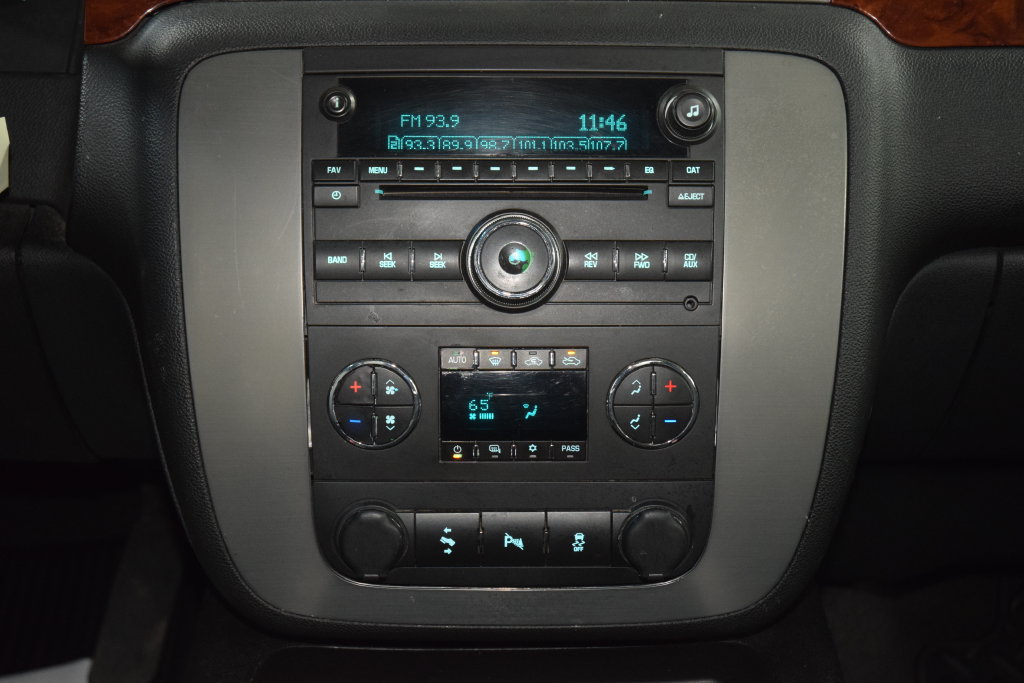 Used 2012 GMC Sierra 1500 SLT w/ SLT Convenience Package AWD/4WD image 32